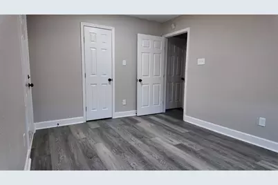 917 Temple Drive, Hitchcock, TX 77563 - Photo 23