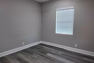 917 Temple Dr, Hitchcock, TX 77563 - Photo 19