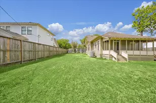 1846 Arlington St, Houston, TX 77008 - Photo 39