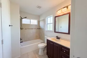 12927 Colony Heath Ln, Houston, TX 77085 - Photo 17