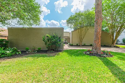 10727 Villa Lea Lane, Houston, TX 77071 - Photo 1
