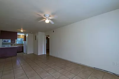 6810 Westover Street #15, Houston, TX 77087 - Photo 3