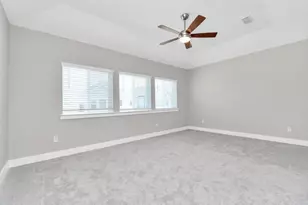 2726 Ruhman Flds Dr, Houston, TX 77008 - Photo 19