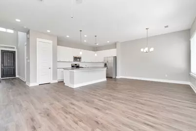 2726 Ruhman Fields Drive, Houston, TX 77008 - Photo 11