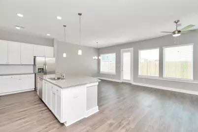 2726 Ruhman Fields Drive, Houston, TX 77008 - Photo 5