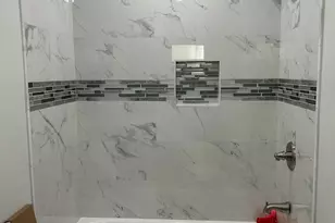 327 Bayou Dr, Danbury, TX 77534 - Photo 7