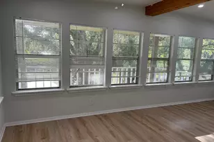 327 Bayou Dr, Danbury, TX 77534 - Photo 5