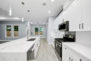 416 S 1st St, La Porte, TX 77571 - Photo 13