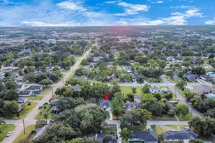 416 S 1st St, La Porte, TX 77571 - Photo 43