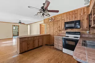 610 Edgar St, Dayton, TX 77535 - Photo 11