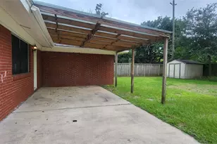 1902 Amy Dr, Baytown, TX 77520 - Photo 33