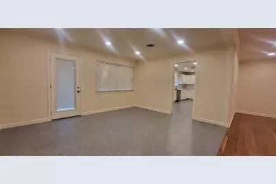 1902 Amy Drive, Baytown, TX 77520 - Photo 7