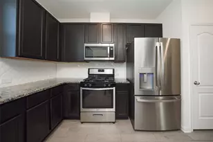6035 Diamond Sky Ln Ln, Houston, TX 77048 - Photo 9