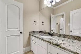 1113 Howard Ln, Bellaire, TX 77401 - Photo 33