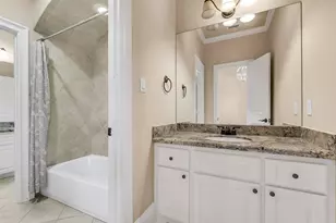 1113 Howard Ln, Bellaire, TX 77401 - Photo 31