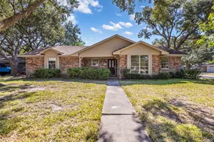 4633 Hummingbird St, Houston, TX 77035 - Photo 1