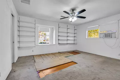 4633 Hummingbird Street, Houston, TX 77035 - Photo 15