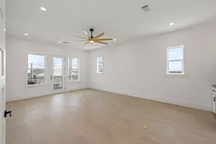 1611 Brown Pelican Bnd, Galveston, TX 77554 - Photo 41
