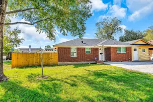 3946 Faulkner St, Houston, TX 77021 - Photo 3