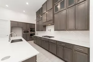32018 Crested Knl Ct, Fulshear, TX 77441 - Photo 17