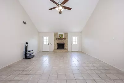 7423 Towerview Lane, Houston, TX 77489 - Photo 3