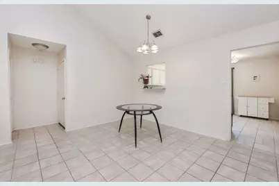7423 Towerview Lane, Houston, TX 77489 - Photo 7