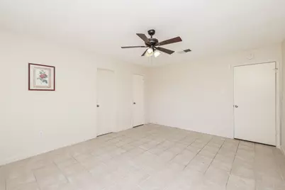 7423 Towerview Lane, Houston, TX 77489 - Photo 19