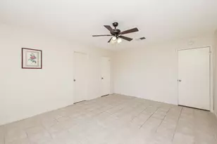 7423 Towerview Ln, Houston, TX 77489 - Photo 19