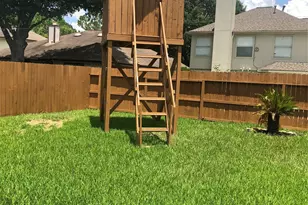 8311 Chelsea Bend Ct, Houston, TX 77083 - Photo 17