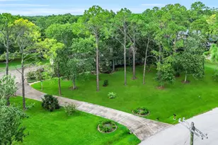 1102 Cowards Creek Dr, Friendswood, TX 77546 - Photo 27