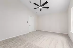 79 N Pathfinders Cir, The Woodlands, TX 77381 - Photo 27