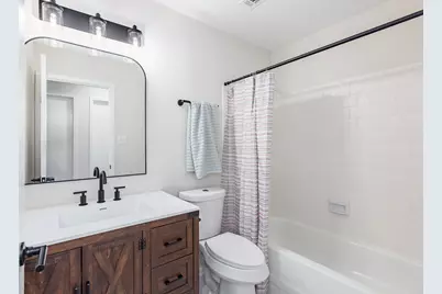 79 N Pathfinders Circle, The Woodlands, TX 77381 - Photo 33