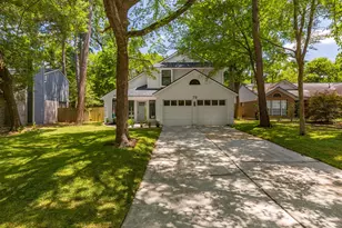 79 N Pathfinders Cir, The Woodlands, TX 77381 - Photo 3