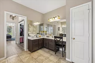1402 N Pine Orchard Dr, Pearland, TX 77581 - Photo 15