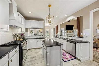 1402 N Pine Orchard Drive, Pearland, TX 77581 - Photo 7
