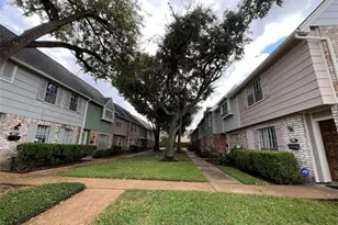 8101 Amelia Rd, Houston, TX 77055 - Photo 19