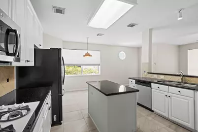 219 Whisper Pass, Houston, TX 77094 - Photo 7