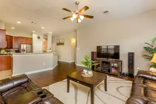 5710 Aubrey Oaks Ct, Missouri City, TX 77459 - Photo 5