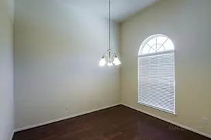 2911 Lake Dr, Katy, TX 77494 - Photo 5