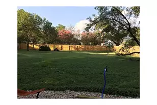 241 E Jackson St, Bartlett, TX 76511 - Photo 9