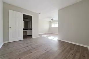 2046 Lexington Woods Dr, Spring, TX 77373 - Photo 7