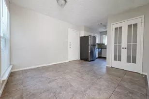 2046 Lexington Woods Dr, Spring, TX 77373 - Photo 5