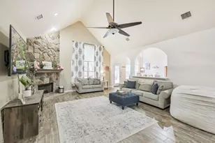 919 McDaniel Dr, Magnolia, TX 77354 - Photo 7