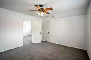 8207 Langdon Ln, Houston, TX 77036 - Photo 27