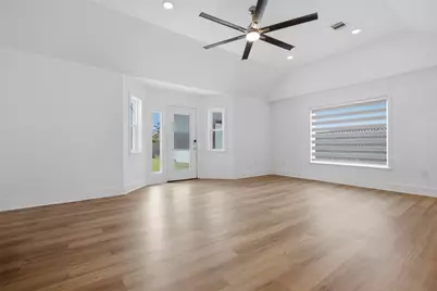 5734 Cullen Boulevard, Houston, TX 77021 - Photo 5