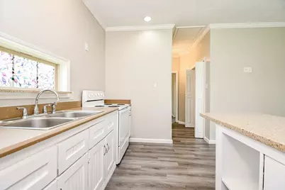 1907 Lafferty Road, Pasadena, TX 77502 - Photo 15