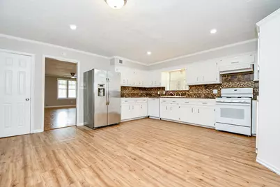 1907 Lafferty Road, Pasadena, TX 77502 - Photo 5