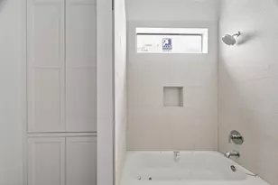 316 W 30th St, Houston, TX 77018 - Photo 31