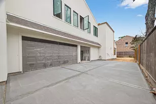 316 W 30th St, Houston, TX 77018 - Photo 45