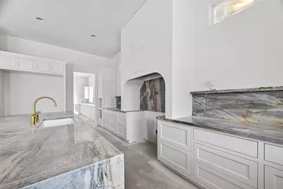 316 W 30th Street, Houston, TX 77018 - Photo 7
